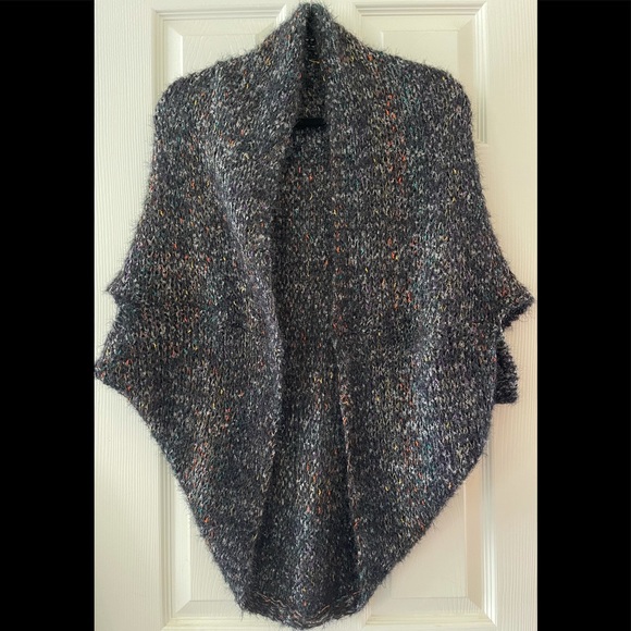 Women’s Multicolor Knit Shawl One size - Picture 2 of 6